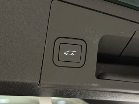 New 2025 Cadillac XT4 Premium Luxury w/ Cold Weather Package image 44