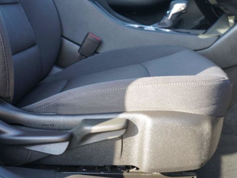Used 2025 Chevrolet Malibu LT FWD image 29