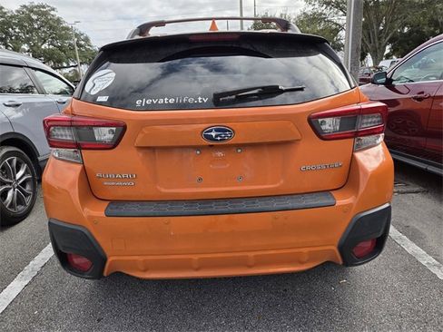 Used 2020 Subaru Crosstrek 2.0i Limited w/ Moonroof Package image 4