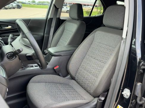 Used 2024 Chevrolet Equinox LT AWD/4WD image 13