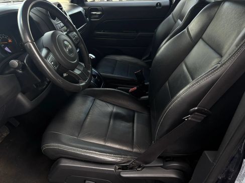 Used 2016 Jeep Patriot High Altitude FWD image 19