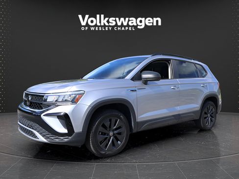 Certified 2023 Volkswagen Taos S FWD image 4