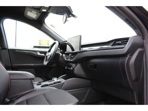 Used 2024 Ford Escape ST-Line w/ Tech Pack #1 FWD image 21