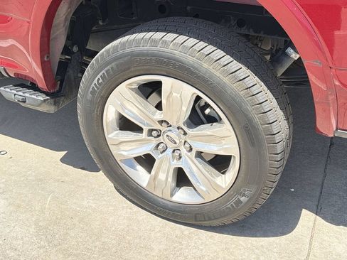 Used 2016 Ford F150 Platinum w/ Equipment Group 701A Luxury AWD/4WD image 5