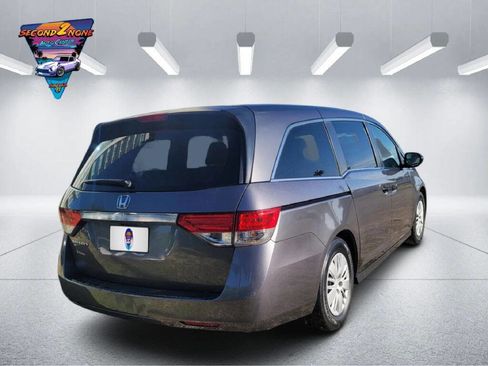 Used 2016 Honda Odyssey LX image 5
