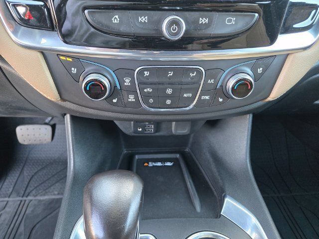 Used 2022 Chevrolet Traverse Premier w/ LPO, Floor Liner Package AWD/4WD image 17
