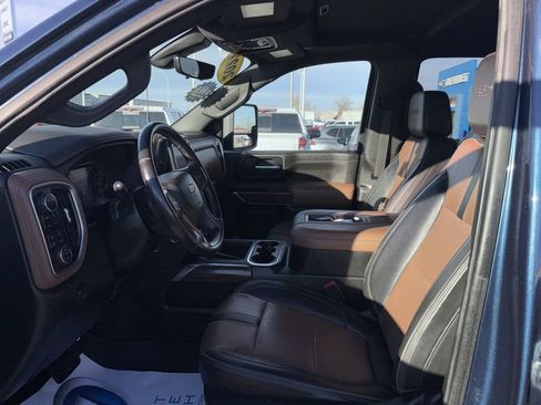 Used 2022 Chevrolet Silverado 2500 High Country image 17