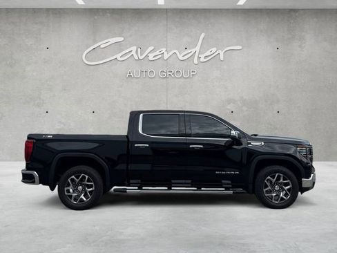Certified 2025 GMC Sierra 1500 SLT image 14
