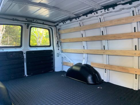 Certified 2024 Chevrolet Express 2500 w/ Driver Convenience Package image 34