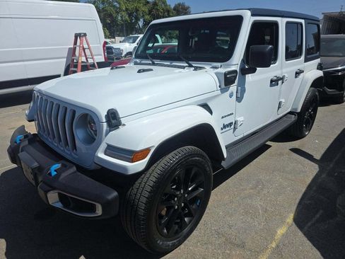 Used 2023 Jeep Wrangler Unlimited Sahara w/ Cold Weather Group AWD/4WD image 1