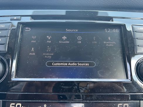 Used 2020 Nissan Rogue SV w/ Premium Package AWD/4WD image 32