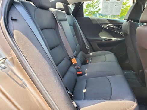 Used 2023 Chevrolet Malibu LT image 12