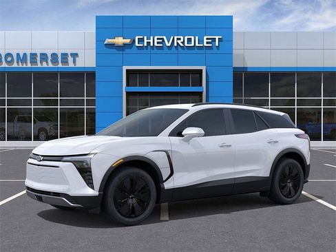 New 2025 Chevrolet Blazer EV LT image 2