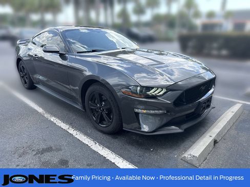 Certified 2020 Ford Mustang Coupe RWD image 1