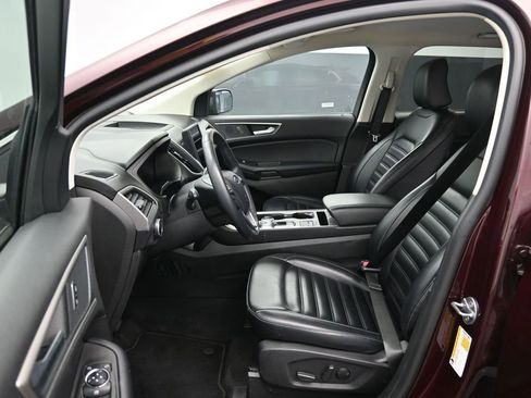 Used 2024 Ford Edge SEL image 13