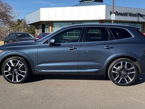 Used 2021 Volvo XC60 T6 Inscription image 5