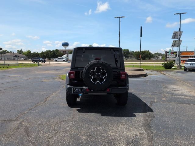 Used 2023 Jeep Wrangler Unlimited Rubicon 4xe w/ Cold Weather Group AWD/4WD image 6