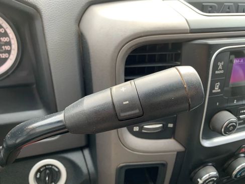 Used 2015 RAM 3500 Tradesman w/ Chrome Appearance Group image 18