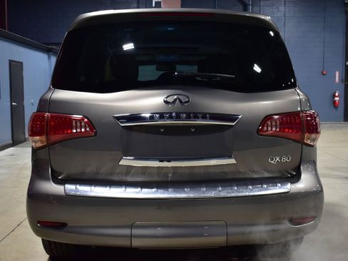 Used 2016 INFINITI QX80 Luxe w/ 22" Wheel Package image 9