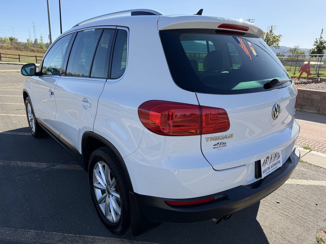 Used 2017 Volkswagen Tiguan Wolfsburg Edition AWD/4WD image 6