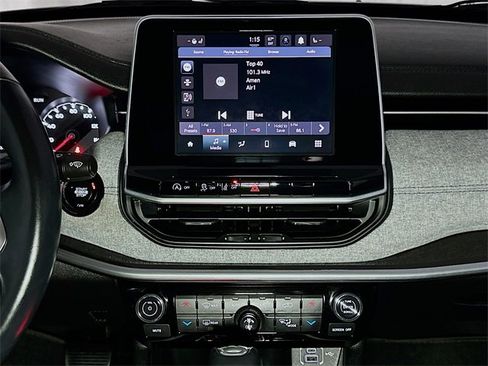 Certified 2022 Jeep Compass Latitude w/ Convenience Group image 28