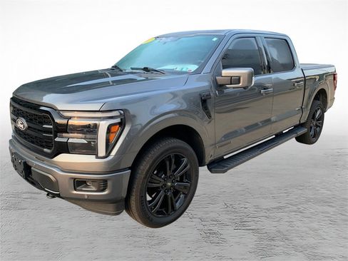 Used 2025 Ford F150 Lariat w/ Equipment Group 502A High AWD/4WD image 6