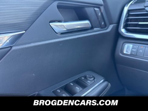 New 2026 GMC Acadia Elevation w/ Super Cruise Package FWD image 9