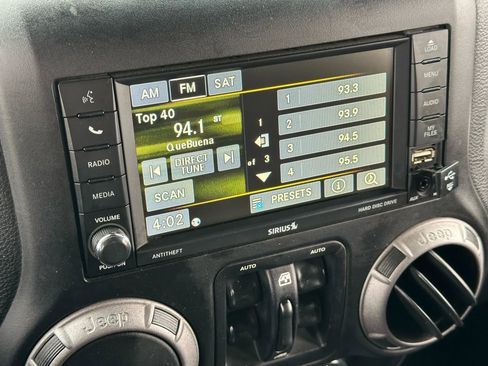 Used 2015 Jeep Wrangler Unlimited Sport w/ Quick Order Package 24S image 31