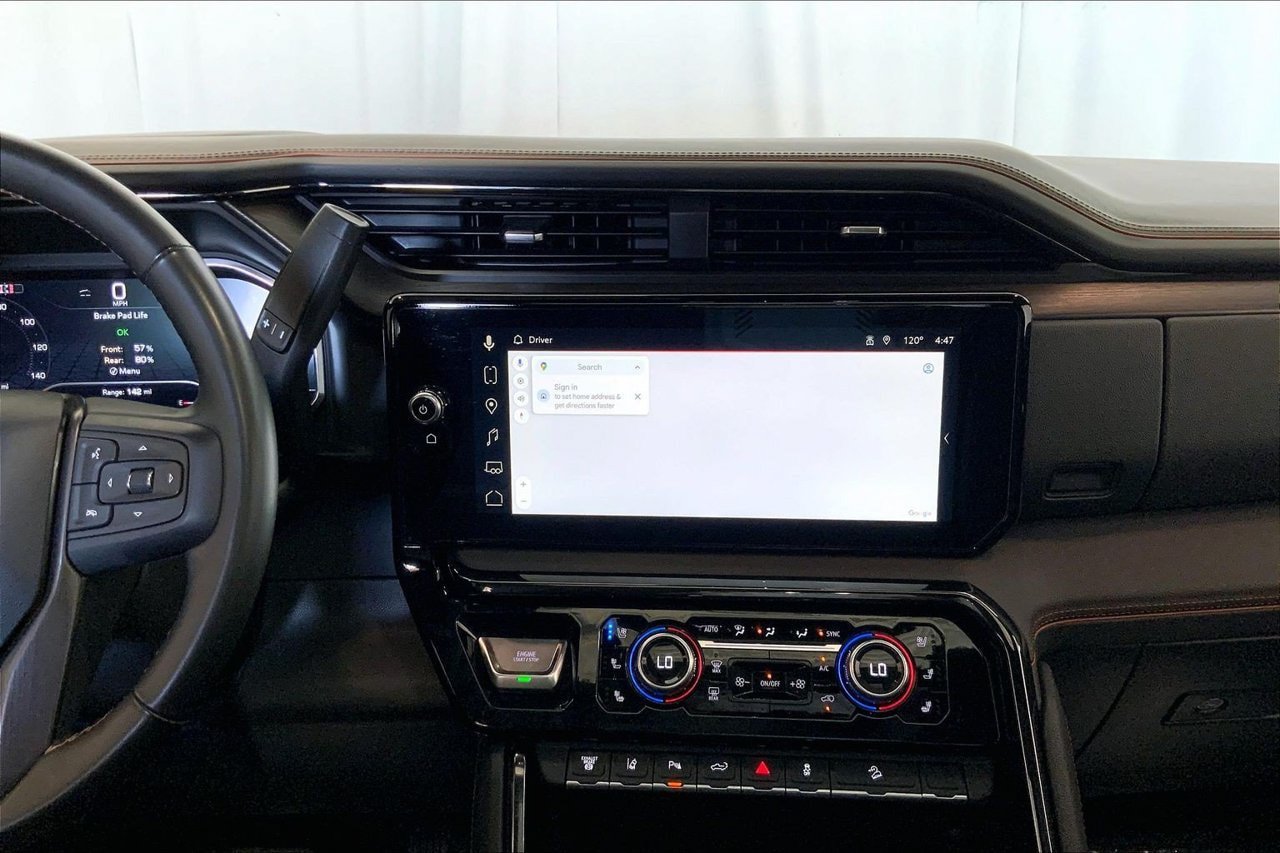 Used 2024 GMC Sierra 2500 AT4 w/ AT4 Premium Plus Package AWD/4WD image 5