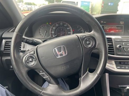 Used 2014 Honda Accord Sport image 19