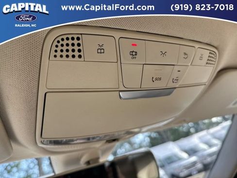 Used 2019 Mercedes-Benz C 300 Sedan image 33