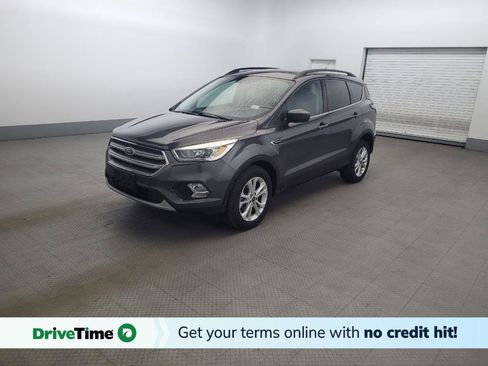 Used 2017 Ford Escape SE w/ Equipment Group 201A AWD/4WD image 1