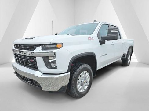 Used 2023 Chevrolet Silverado 2500 LT AWD/4WD image 3