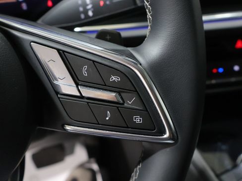 Used 2024 Buick Envision Preferred AWD/4WD image 32
