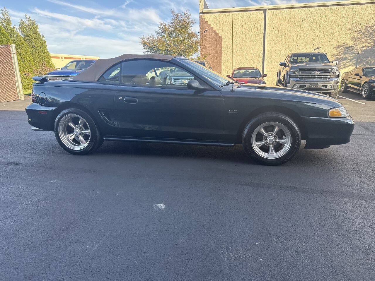 Used 1994 Ford Mustang GT RWD image 7
