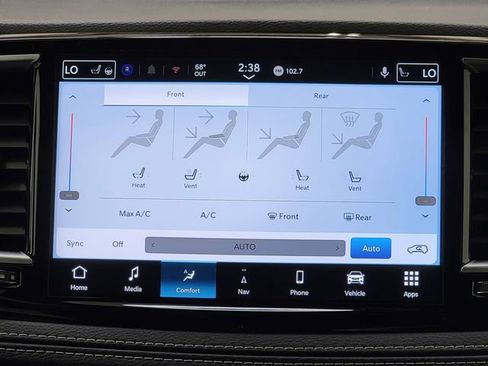 New 2026 Chrysler Pacifica Limited w/ S Appearance Package image 25