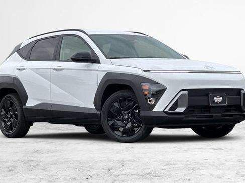 Used 2026 Hyundai Kona SEL Sport FWD image 2