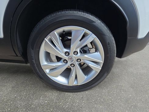 Used 2025 Buick Encore GX Preferred FWD image 30