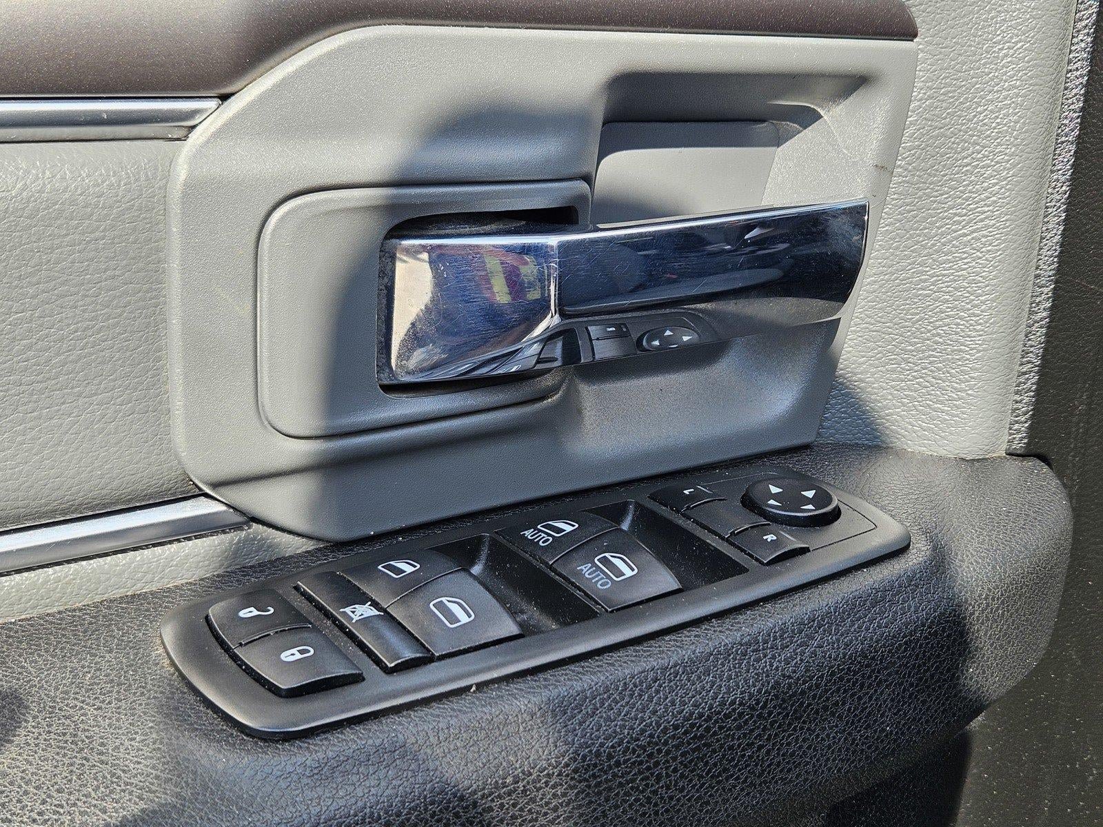Used 2021 RAM 1500 Classic SLT RWD image 14