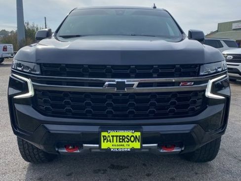 Used 2022 Chevrolet Tahoe Z71 w/ Luxury Package image 2
