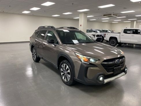 Used 2024 Subaru Outback Limited image 8