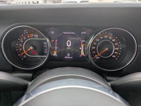 Used 2022 Jeep Gladiator Overland image 28