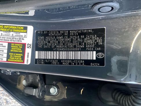 Used 2025 Toyota Camry SE FWD image 32