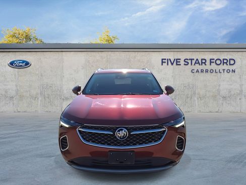 Used 2022 Buick Envision Avenir w/ Technology Package II image 3