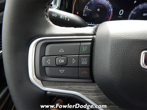 New 2024 Jeep Wagoneer L Series III w/ Rear Seat Video Group 1 image 15