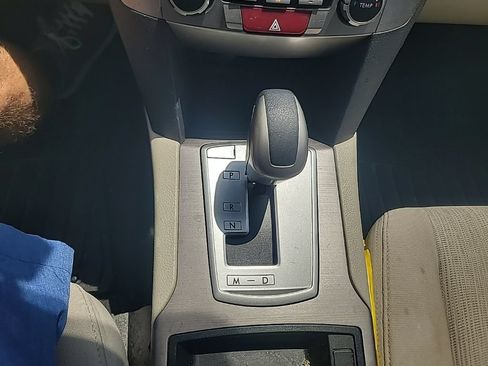Used 2013 Subaru Outback 2.5i AWD/4WD image 18