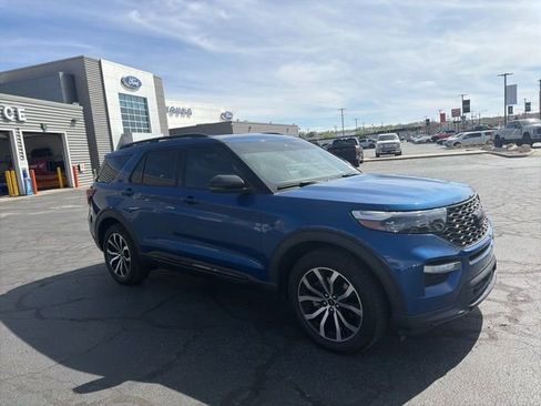 Used 2020 Ford Explorer ST w/ Premium Technology Package image 6