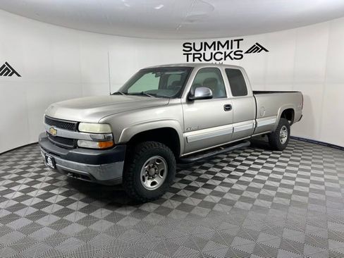 Used 2002 Chevrolet Silverado 2500 LS w/ Snow Plow Prep Pkg AWD/4WD image 3
