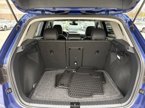 Certified 2024 Volkswagen Taos SEL image 11