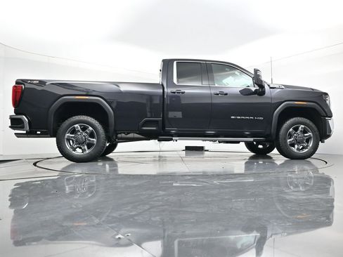 New 2026 GMC Sierra 3500 SLE w/ SLE Value Package image 30